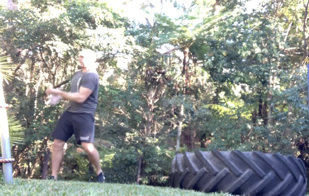 Steel mace figure 8 tyre slams